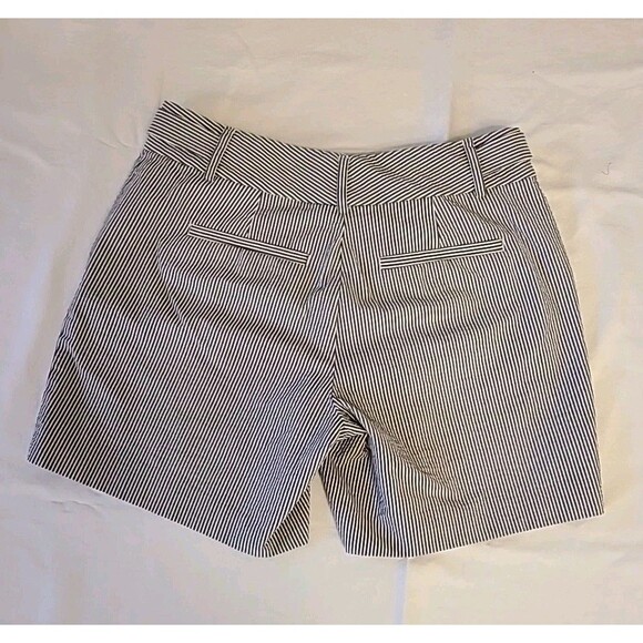 Ann Taylor Seersucker Dress Chino Shorts Women's Size 4 Pockets Stripe Zip Fly - Picture 6 of 7